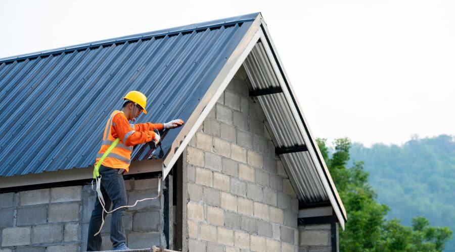 Professional metal roof installation in Burlington, IL